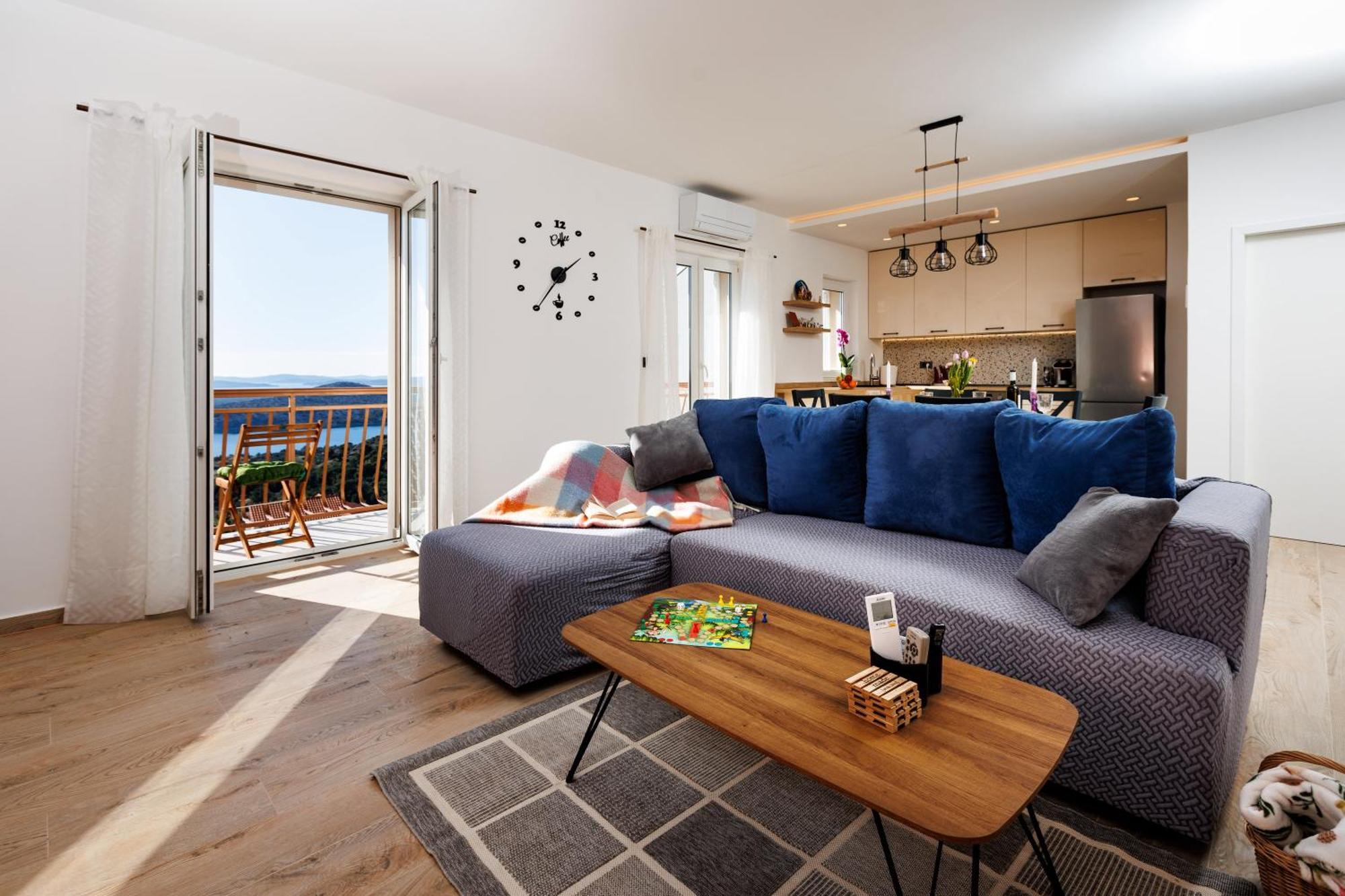 Summer Breeze Apartment - Quiet Place With A Spectacular View And A Garden Šibenik Eksteriør billede