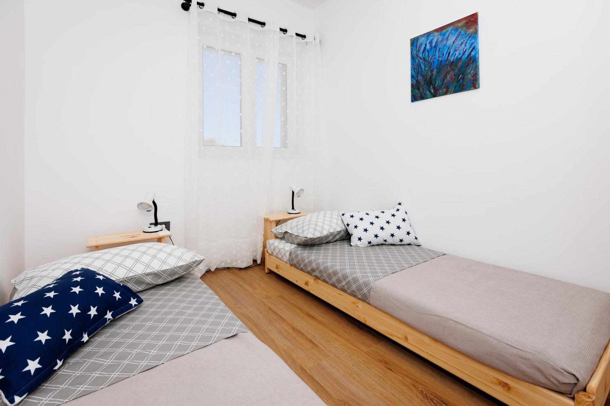 Summer Breeze Apartment - Quiet Place With A Spectacular View And A Garden Šibenik Eksteriør billede