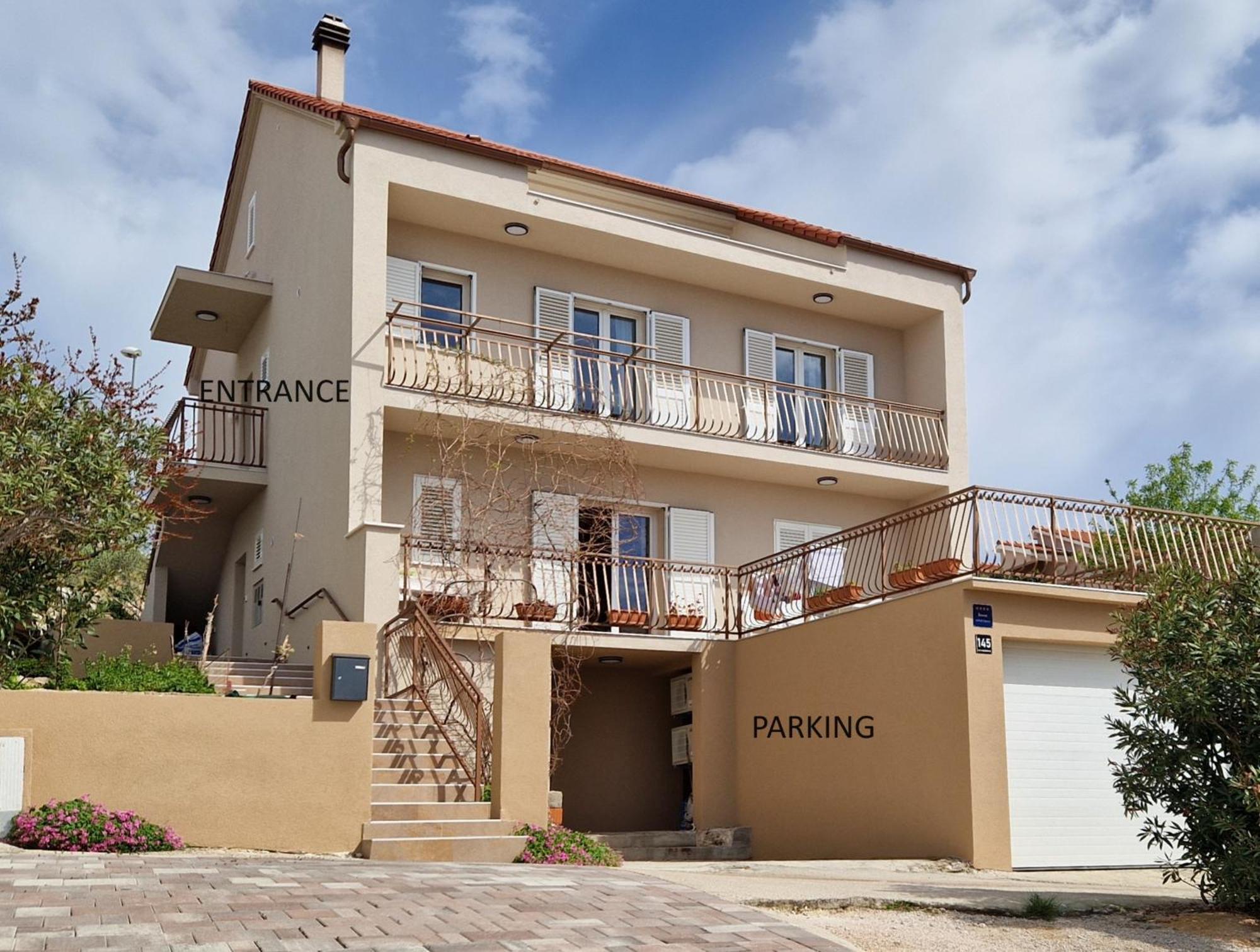 Summer Breeze Apartment - Quiet Place With A Spectacular View And A Garden Šibenik Eksteriør billede